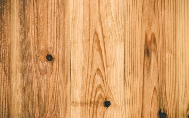 Polyurethane vs Wood Oil: Choosing the Right Finish